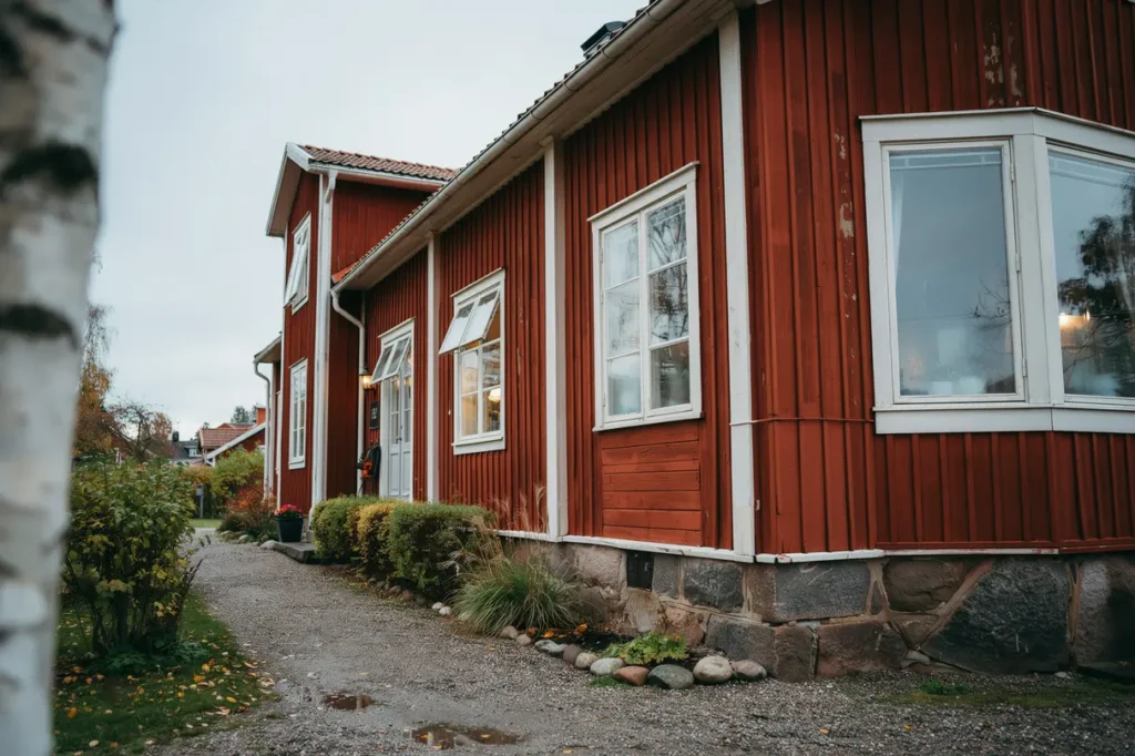 v dringsf nster eller fasta f nster s v ljer du r tt l sning f r varje rum i huset